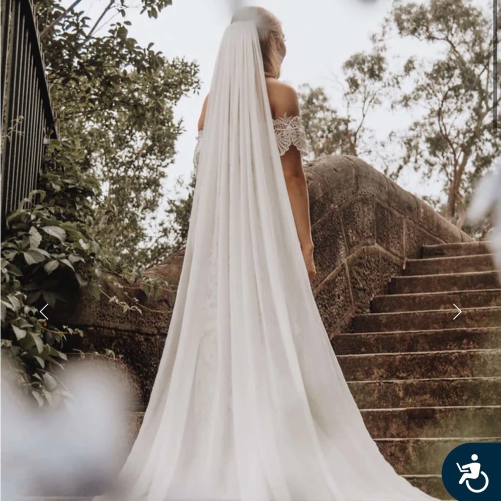 Grace Loves Lace Gabriela Veil